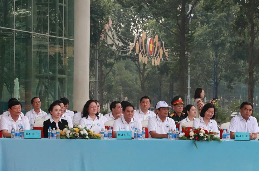 Bình Dương: Vận động gần 28 tỷ đồng tại Giải chạy “Chung tay xóa nhà tạm, nhà dột nát năm 2025”