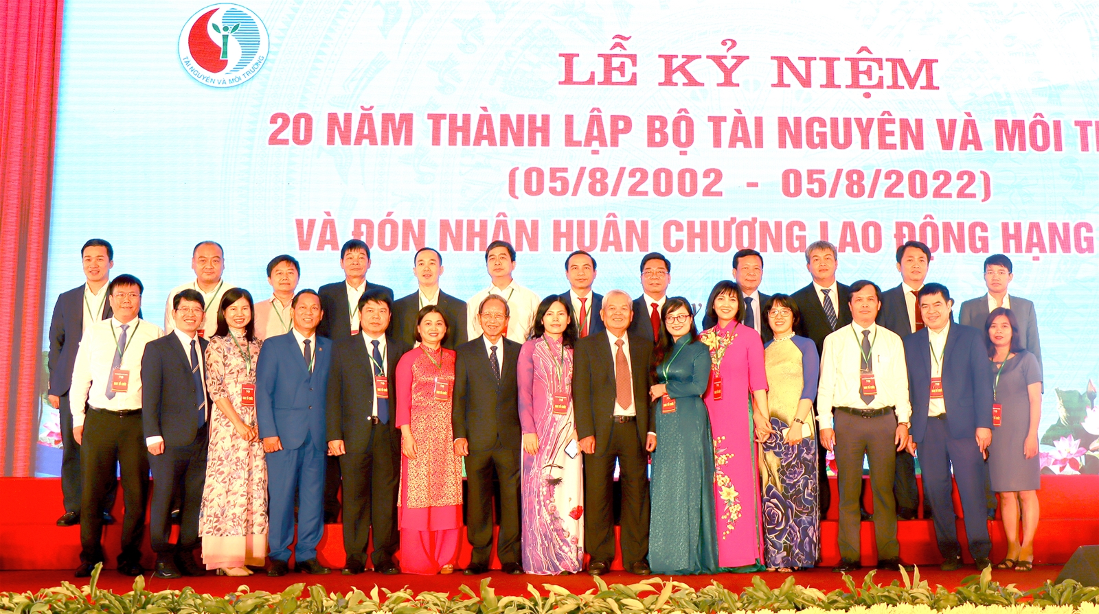 Bộ ảnh Bộ Tài nguyên và Môi trường kỷ niệm 20 năm thành lập và đón nhận Huân chương Lao động hạng Nhất