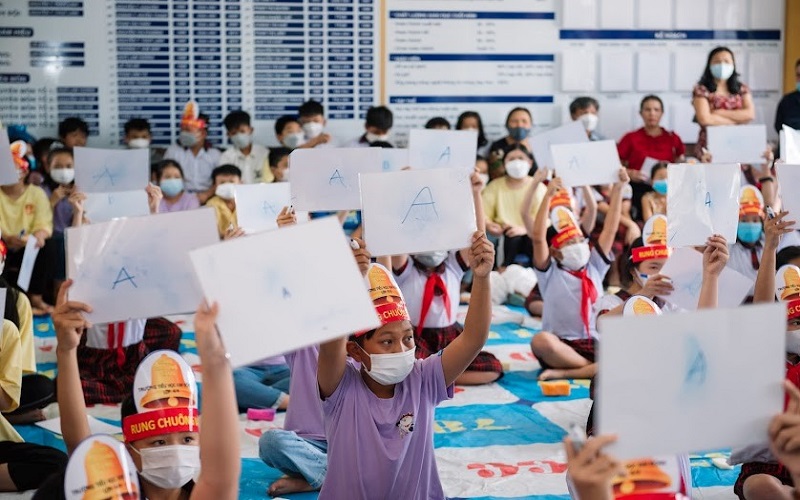 Trường học Xanh - Sạch - Sáng - 4 mùa hoa ở huyện A Lưới- Thừa Thiên Huế
