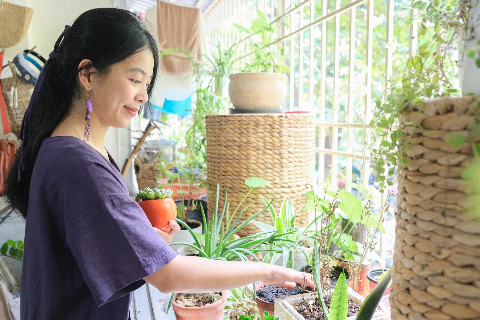 Chợ phiên không rác: Từ sống nhanh sang sống xanh