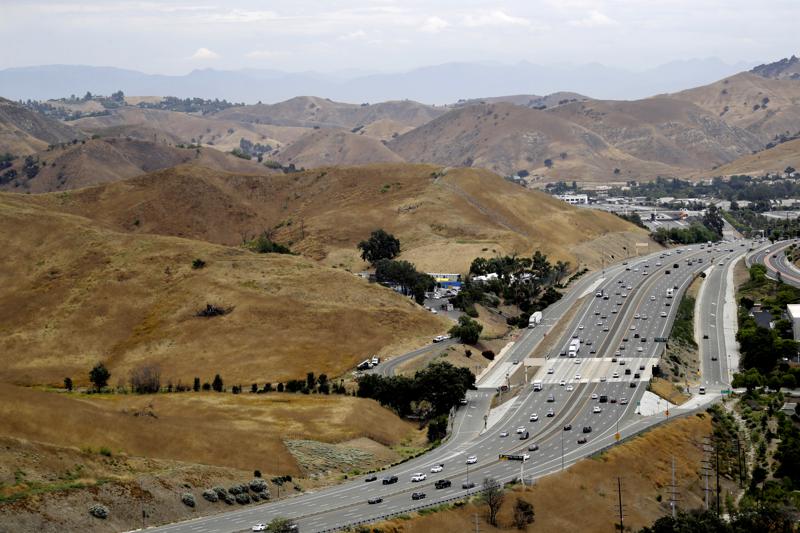 California khởi công xây dựng cầu vượt cho động vật hoang dã