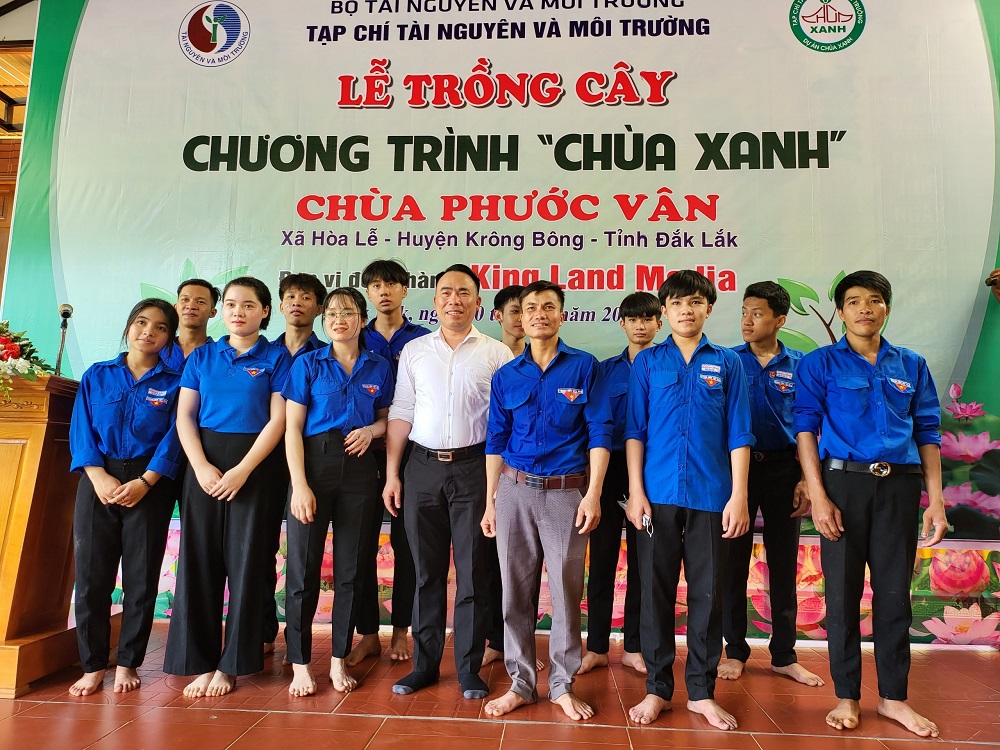 Phóng sự ảnh: Chương trình “Chùa xanh” trồng cây ở chùa Phước Vân, Đắk Lắk