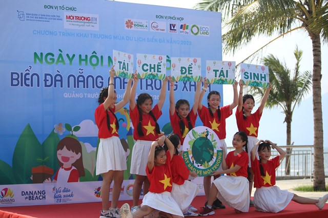 600 người nhặt rác hưởng ứng Ngày hội môi trường