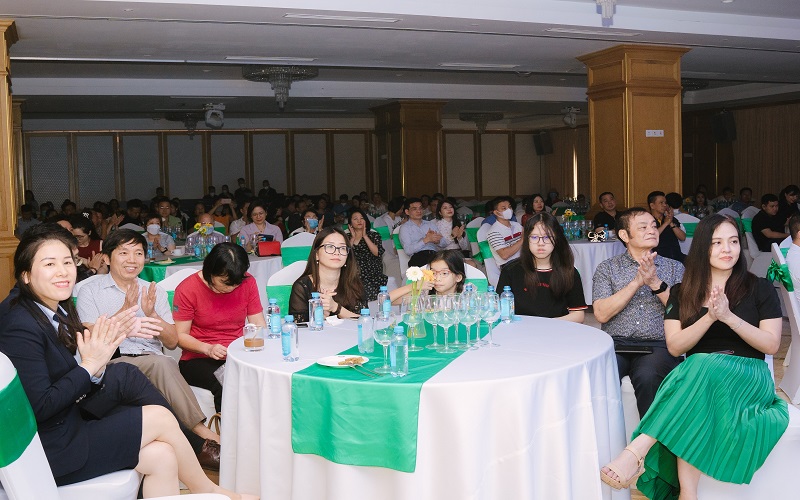 Him Lam Vạn Phúc: Bùng nổ quà tặng tri ân khách hàng với tổng giá trị gần 2,5 tỷ đồng