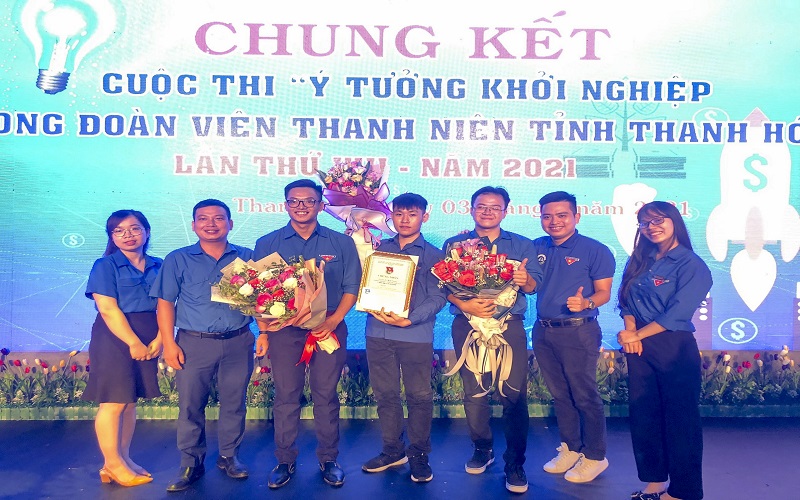 Thanh Hóa: Nhóm sinh viên với ý tưởng bảo vệ môi trường từ cây chuối