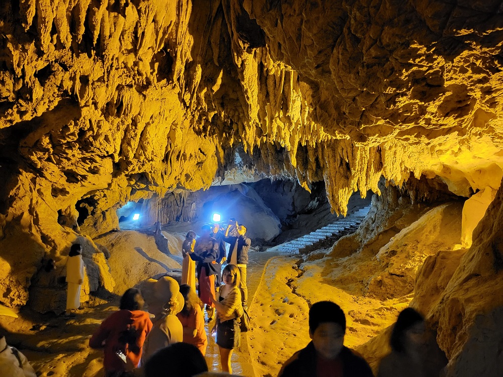 Chiêm ngưỡng vẻ đẹp thiên nhiên hùng vĩ của non nước Cao Bằng