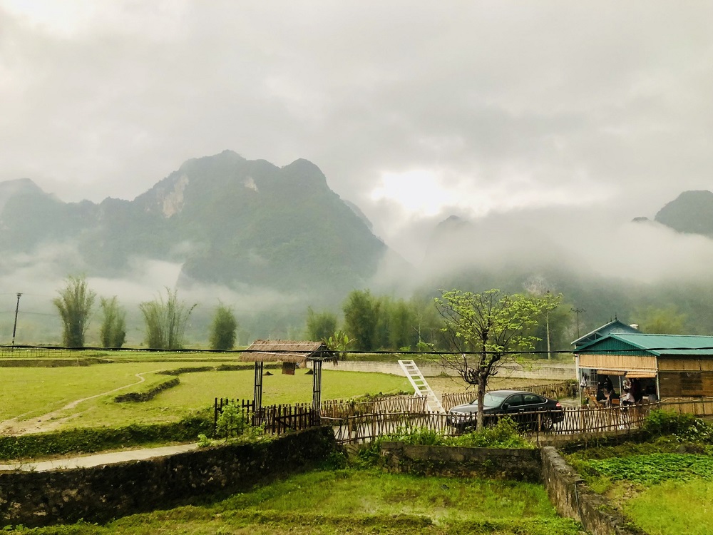 Chiêm ngưỡng vẻ đẹp thiên nhiên hùng vĩ của non nước Cao Bằng