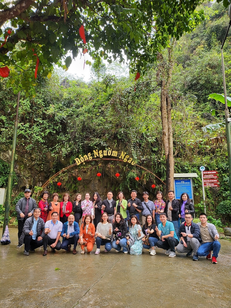 Chiêm ngưỡng vẻ đẹp thiên nhiên hùng vĩ của non nước Cao Bằng