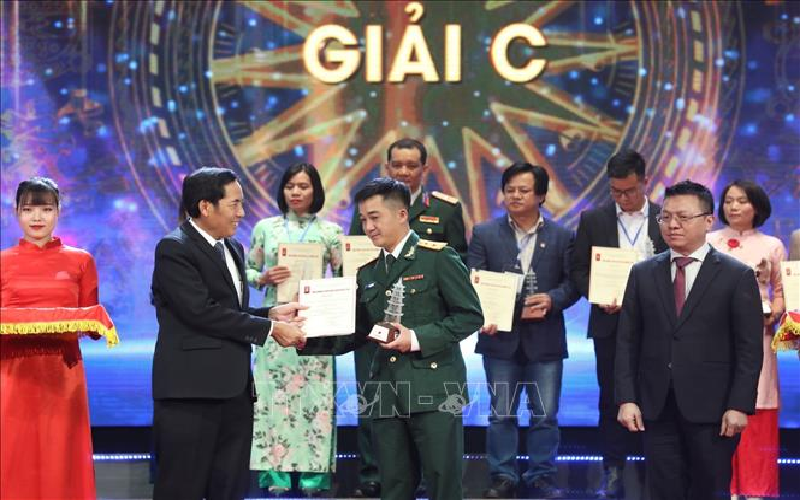 Danh sách các tác phẩm xuất sắc đoạt Giải Báo chí Quốc gia lần thứ XV - năm 2020