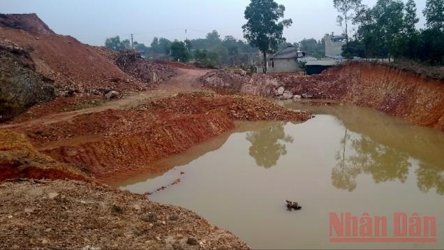 Bát nháo khai thác mỏ đất ở Thái Nguyên