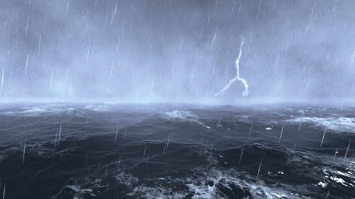 Chủ động ứng phó với áp thấp nhiệt đới, bão sớm trái quy luật