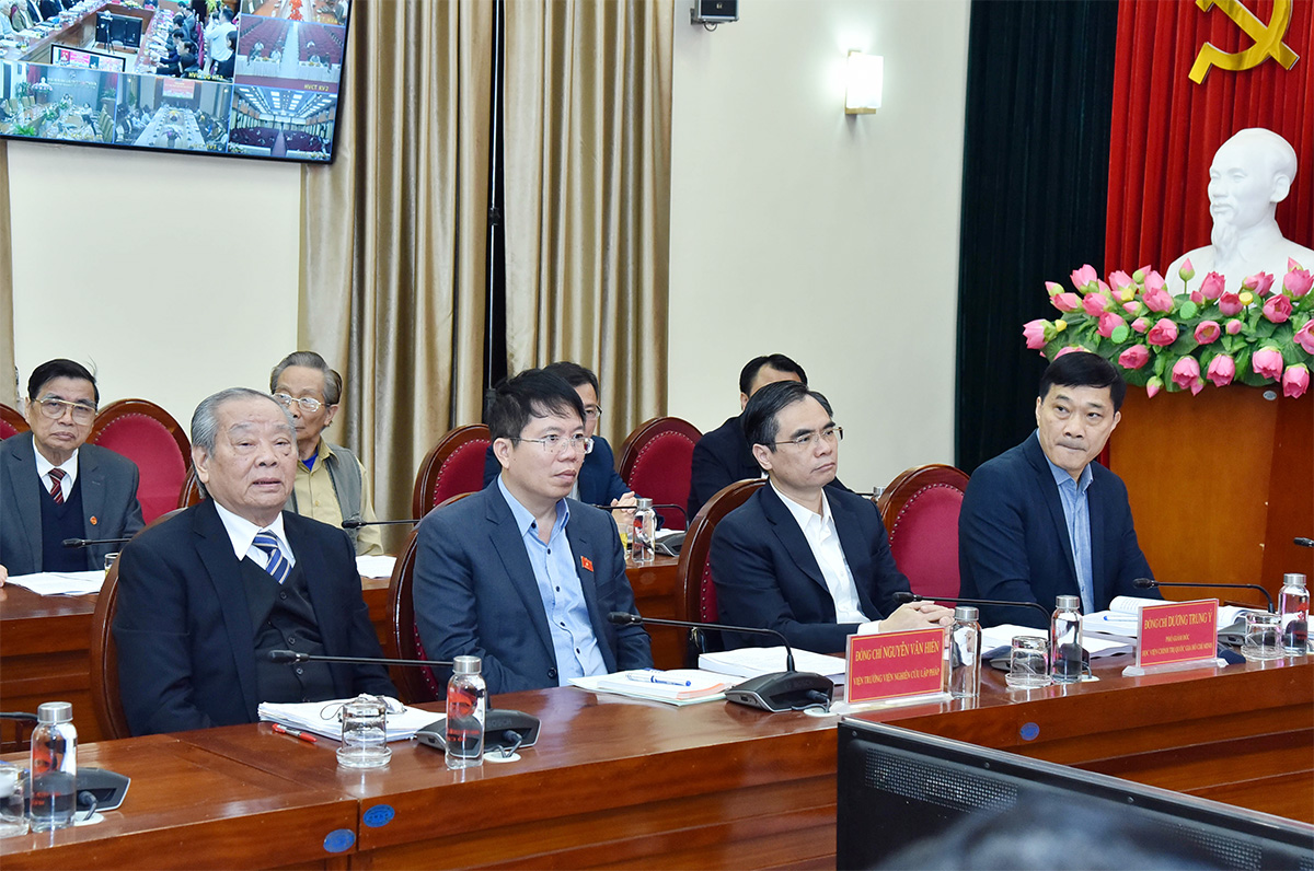 Chủ tịch Quốc hội Vương Đình Huệ chủ trì Tọa đàm góp ý dự thảo Luật Đất đai (sửa đổi)