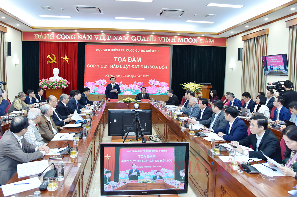 Chủ tịch Quốc hội Vương Đình Huệ chủ trì Tọa đàm góp ý dự thảo Luật Đất đai (sửa đổi)