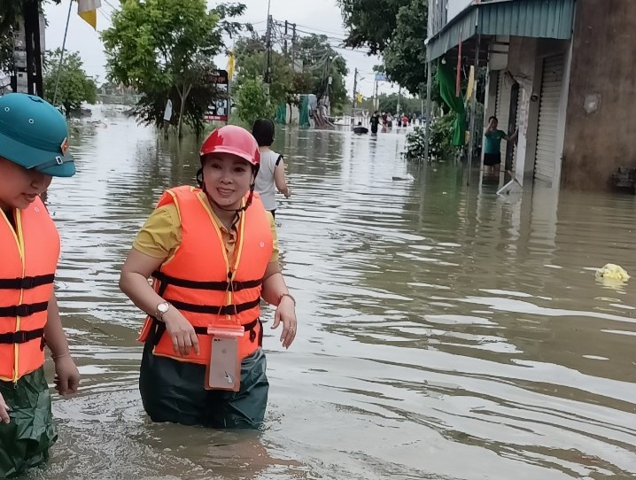 Con số thiệt hại do mưa lũ ở Nghệ An không ngừng tăng lên