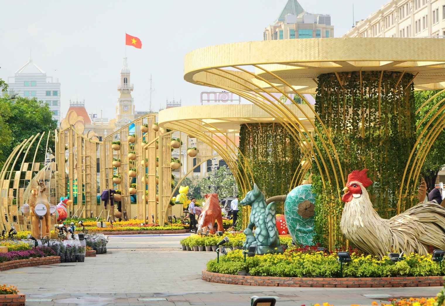 Đường hoa Nguyễn Huệ 2023 đạt kỷ lục lượng khách tham quan