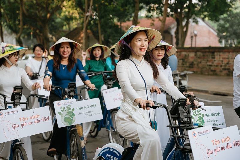 Phụ nữ Việt lan tỏa thông điệp sống khỏe, sống xanh