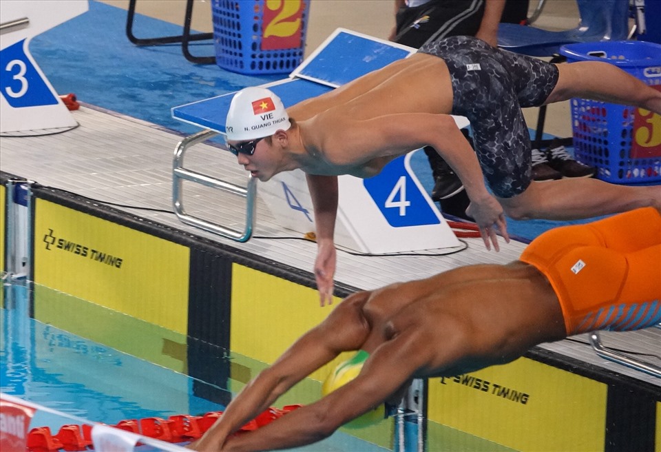 Em trai Ánh Viên đoạt huy chương ngay lần đầu dự SEA Games
