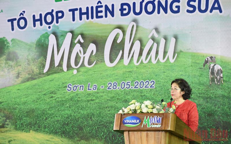 Thủ tướng Phạm Minh Chính dự Lễ khởi công Dự án Tổ hợp thiên đường sữa Mộc Châu