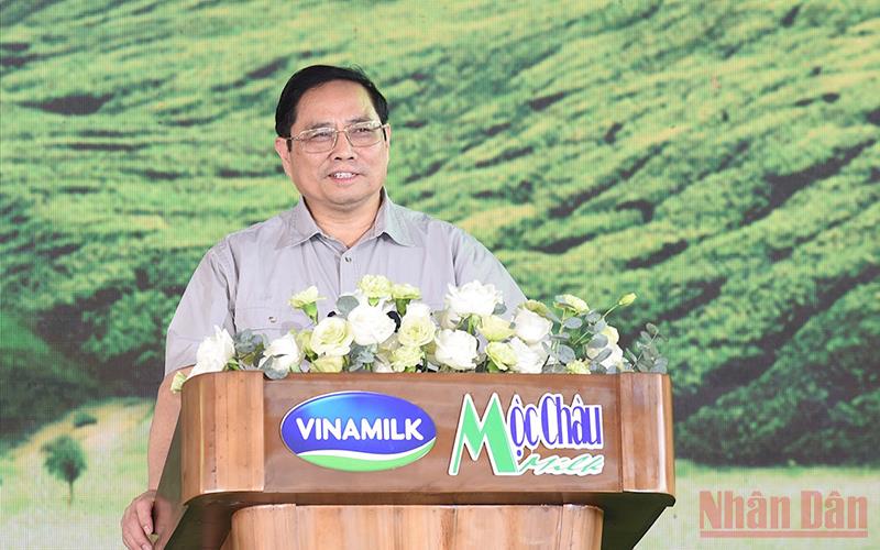 Thủ tướng Phạm Minh Chính dự Lễ khởi công Dự án Tổ hợp thiên đường sữa Mộc Châu
