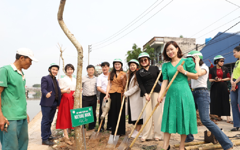 Mỹ phẩm thuần chay Nature Book chung tay vì một Việt Nam xanh