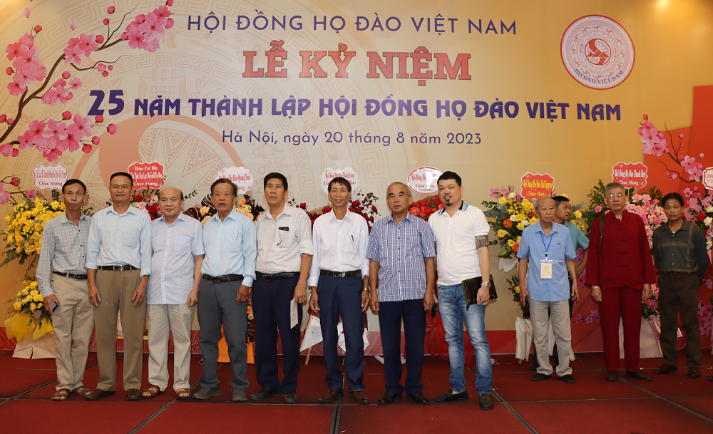 Kỷ niệm 25 năm thành lập Hội đồng dòng họ Đào Việt Nam