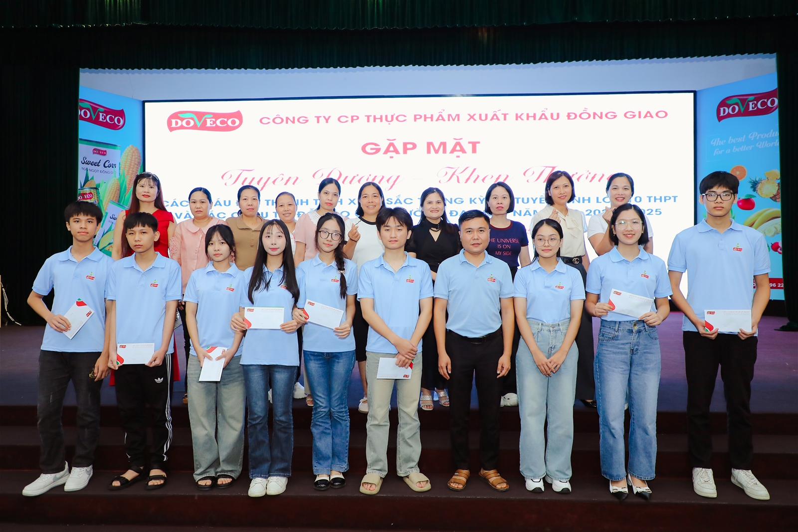 Người nữ thủ lĩnh tận tâm với công đoàn và sản xuất