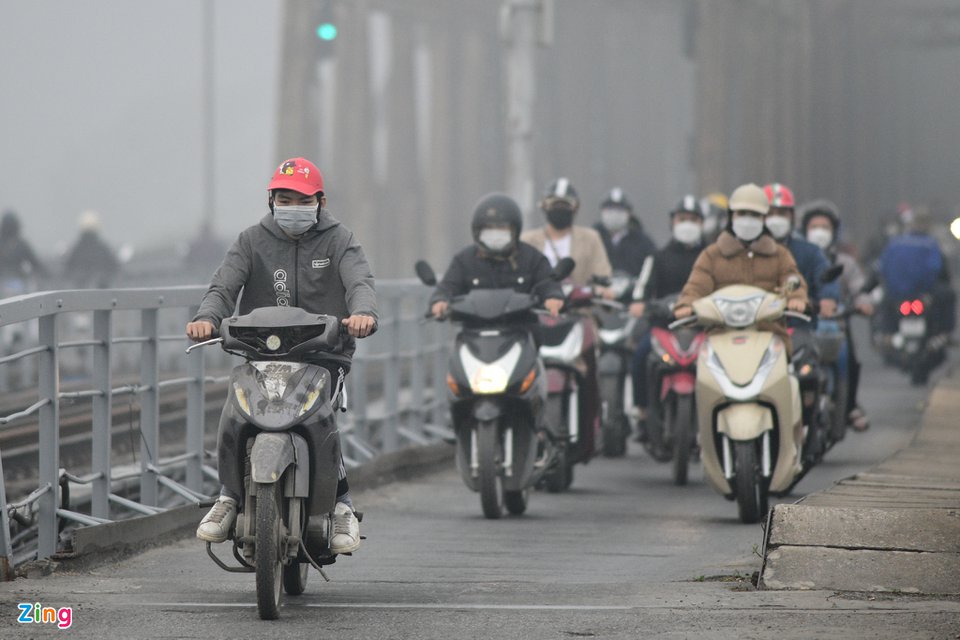 Hà Nội mờ mịt khi chất lượng không khí ở nhóm kém nhất thế giới