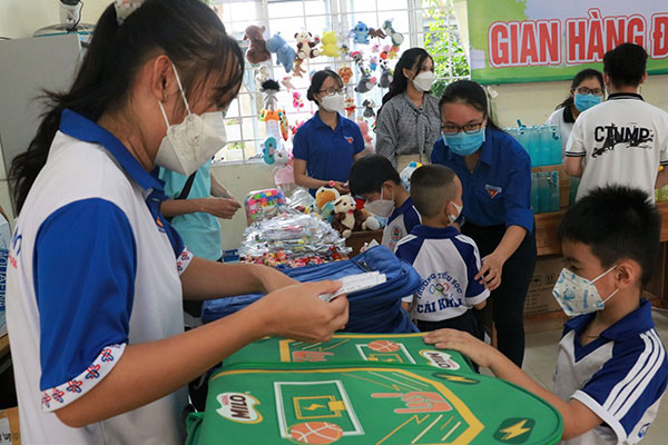 Náo nức Ngày hội “Thiếu nhi bảo vệ môi trường” 