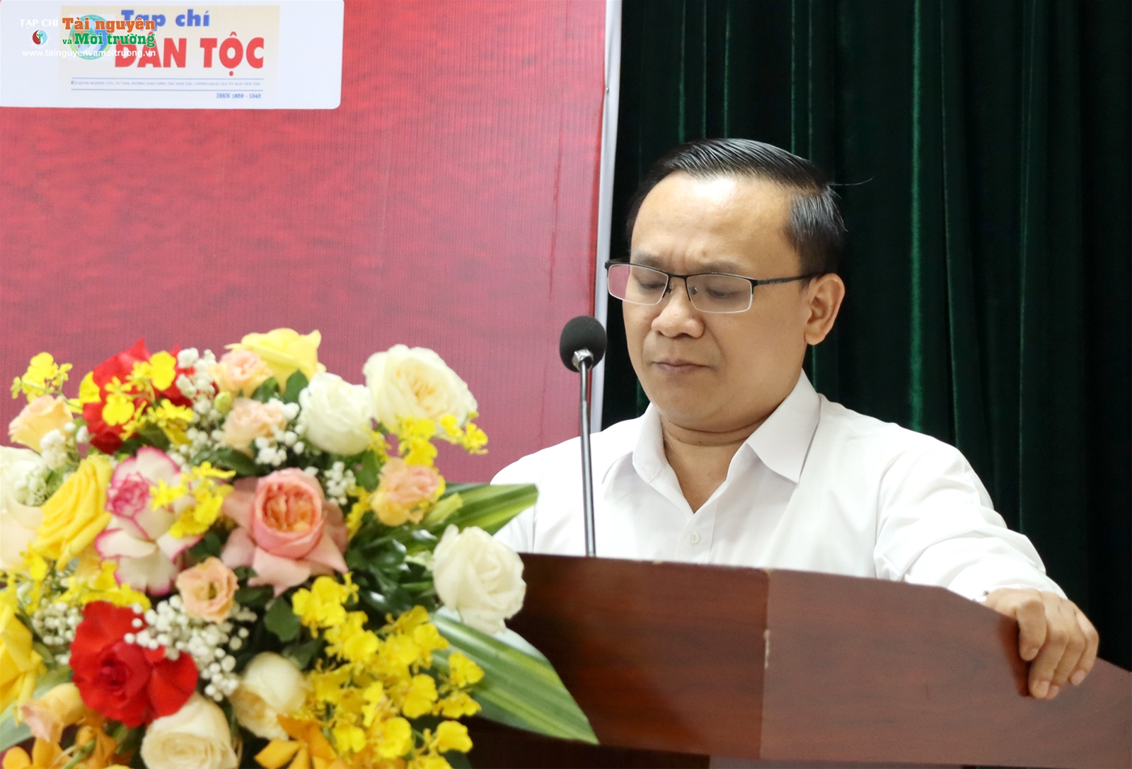 Tạp chí Tài nguyên và Môi trường cùng 12 Tạp chí Ký kết thi đua xây dựng môi trường văn hóa trong cơ quan báo chí và văn hóa của người làm báo