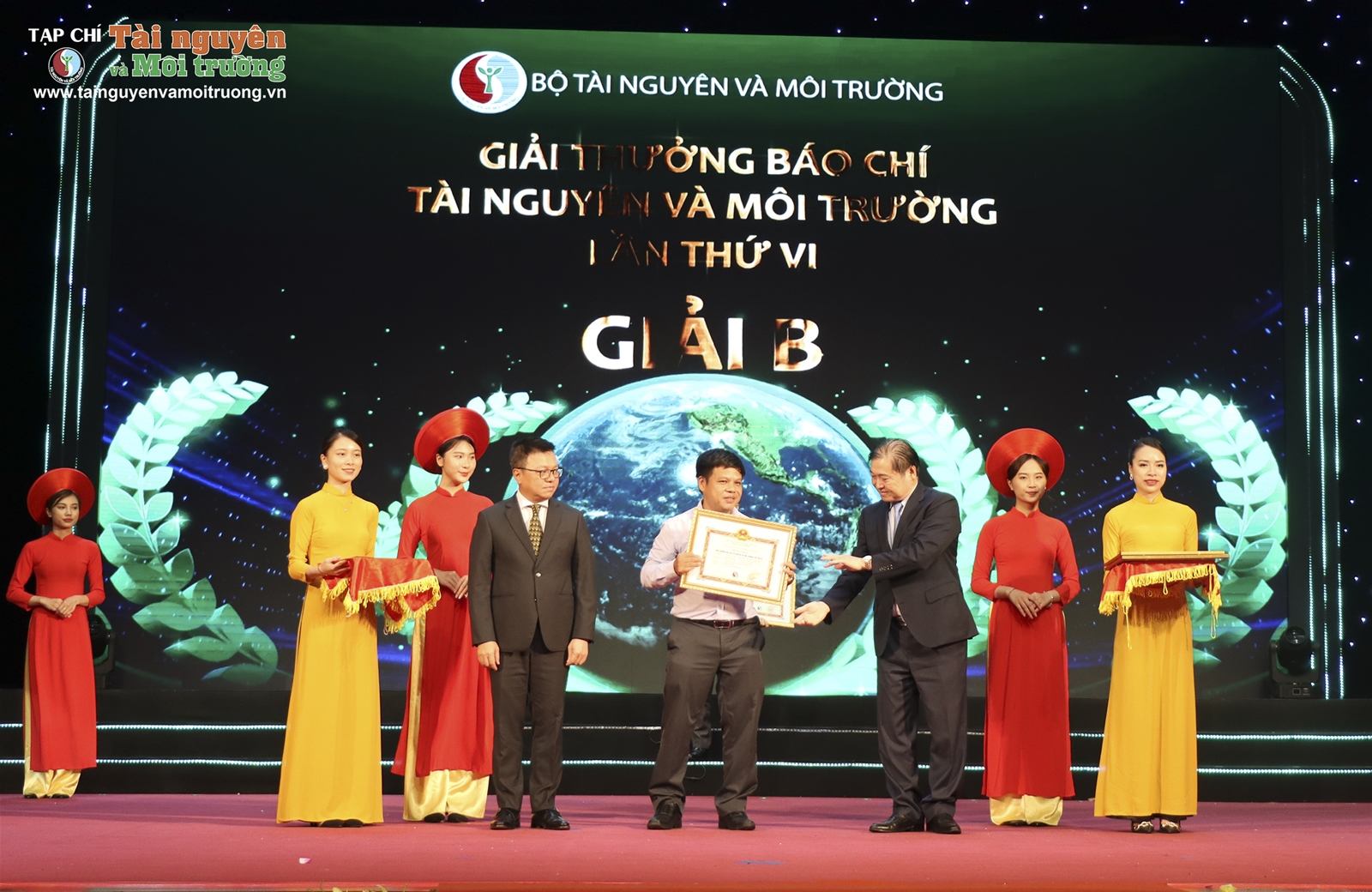 Trao Giải thưởng Môi trường Việt Nam và Giải thưởng Báo chí TN&MT lần thứ VI
