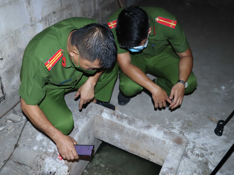 Giật mình hàng tấn chất thải xay nghiền vỏ bóng đèn