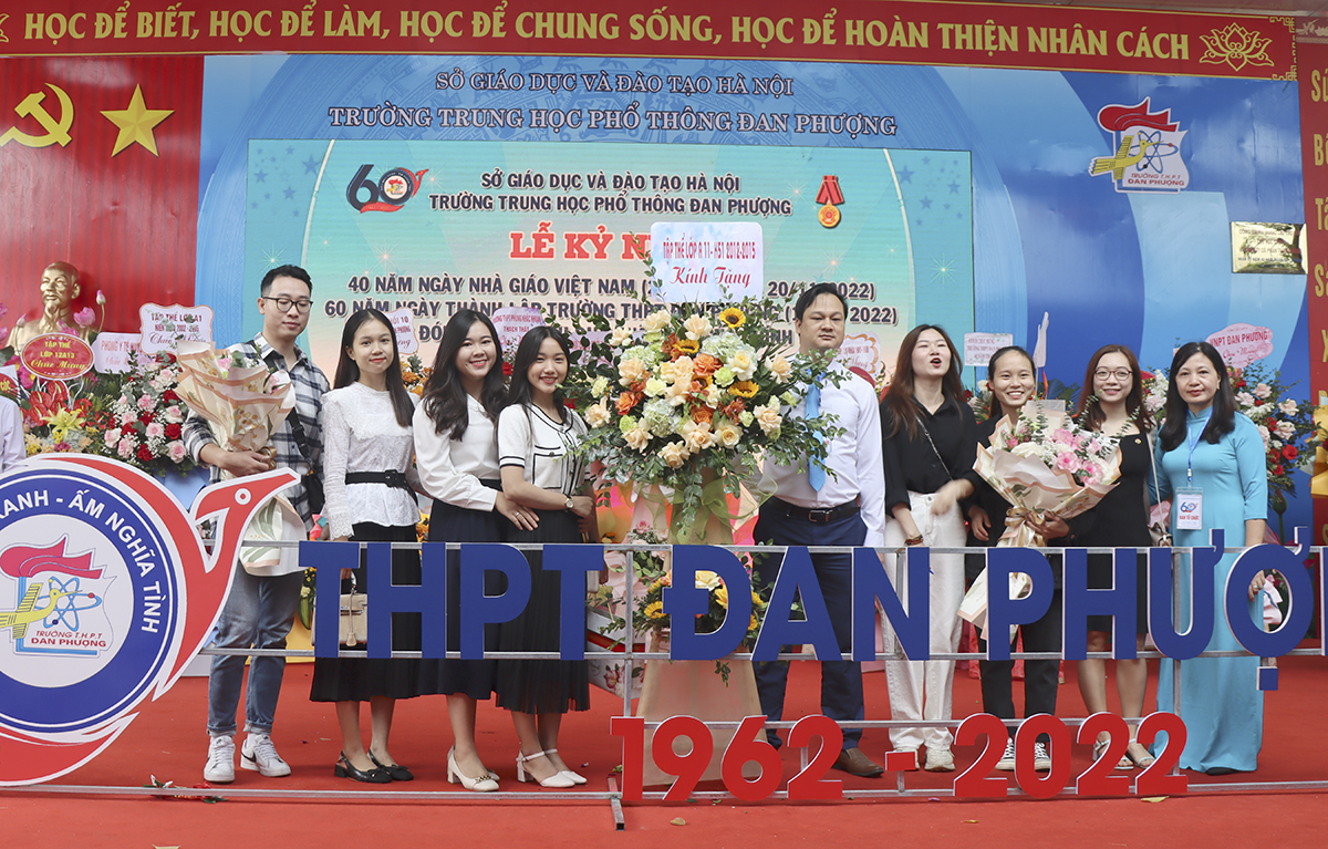 Trường THPT Đan Phượng: 60 năm xây dựng và phát triển