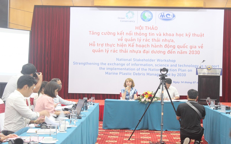 Kết nối thông tin và khoa học kỹ thuật về quản lý rác thải nhựa, đồng phối hợp thực hiện kế hoạch hành động quốc gia về quản lý rác thải nhựa đại dương đến năm 2030