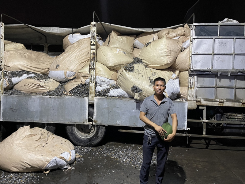 Phát hiện doanh nghiệp nước ngoài tái chế chất thải nguy hại trái phép