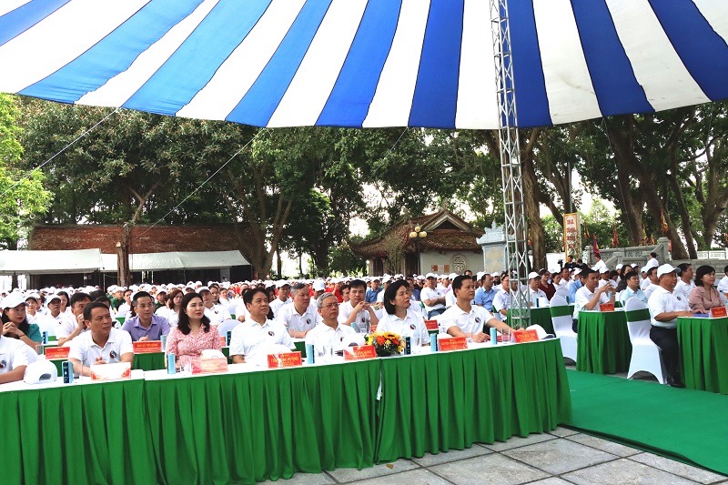 Chung tay hành động cho thế giới sạch hơn