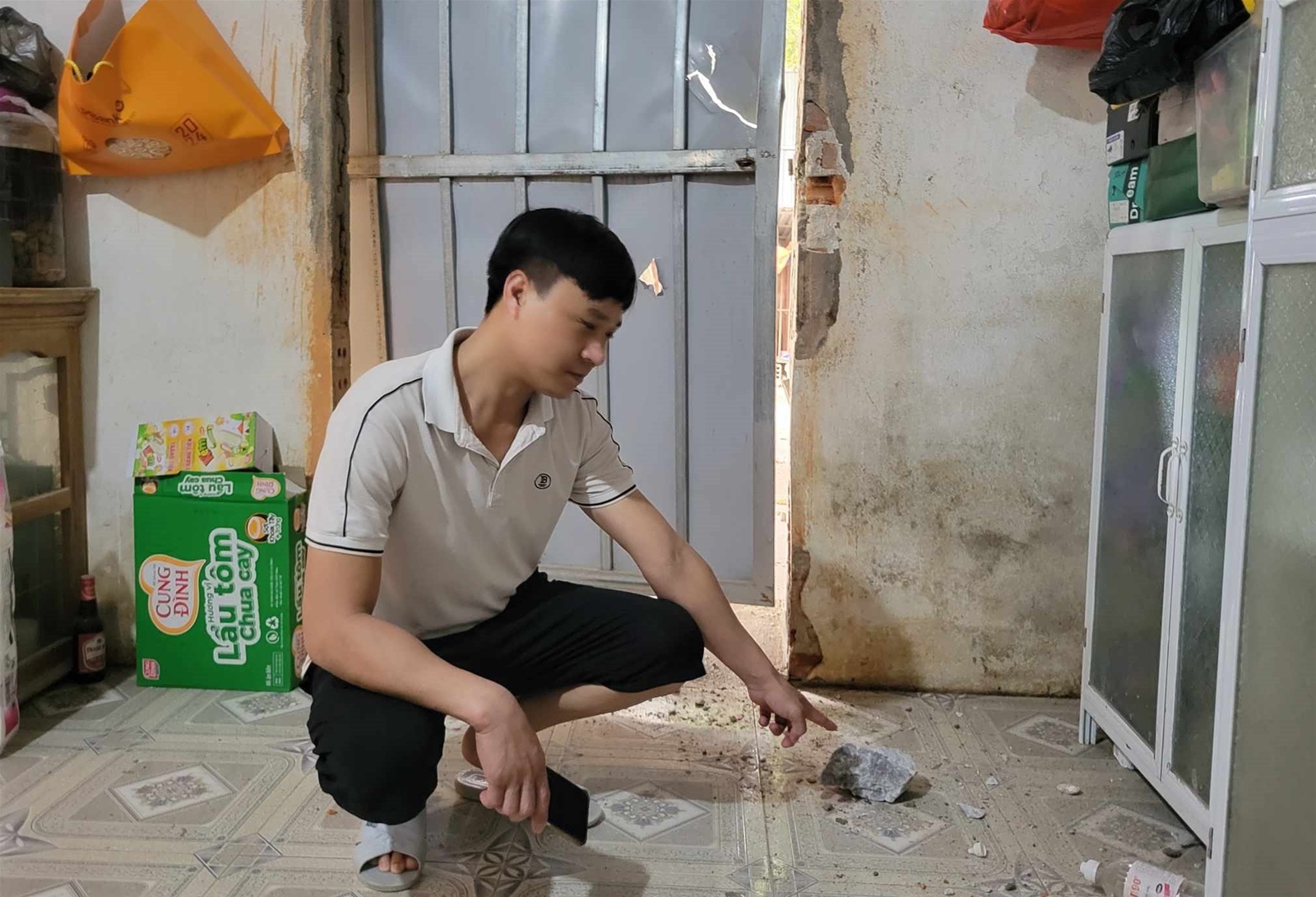 Thanh Hóa: Hàng chục hộ dân bị hư hại tài sản do doanh nghiệp nổ mìn khai thác đá