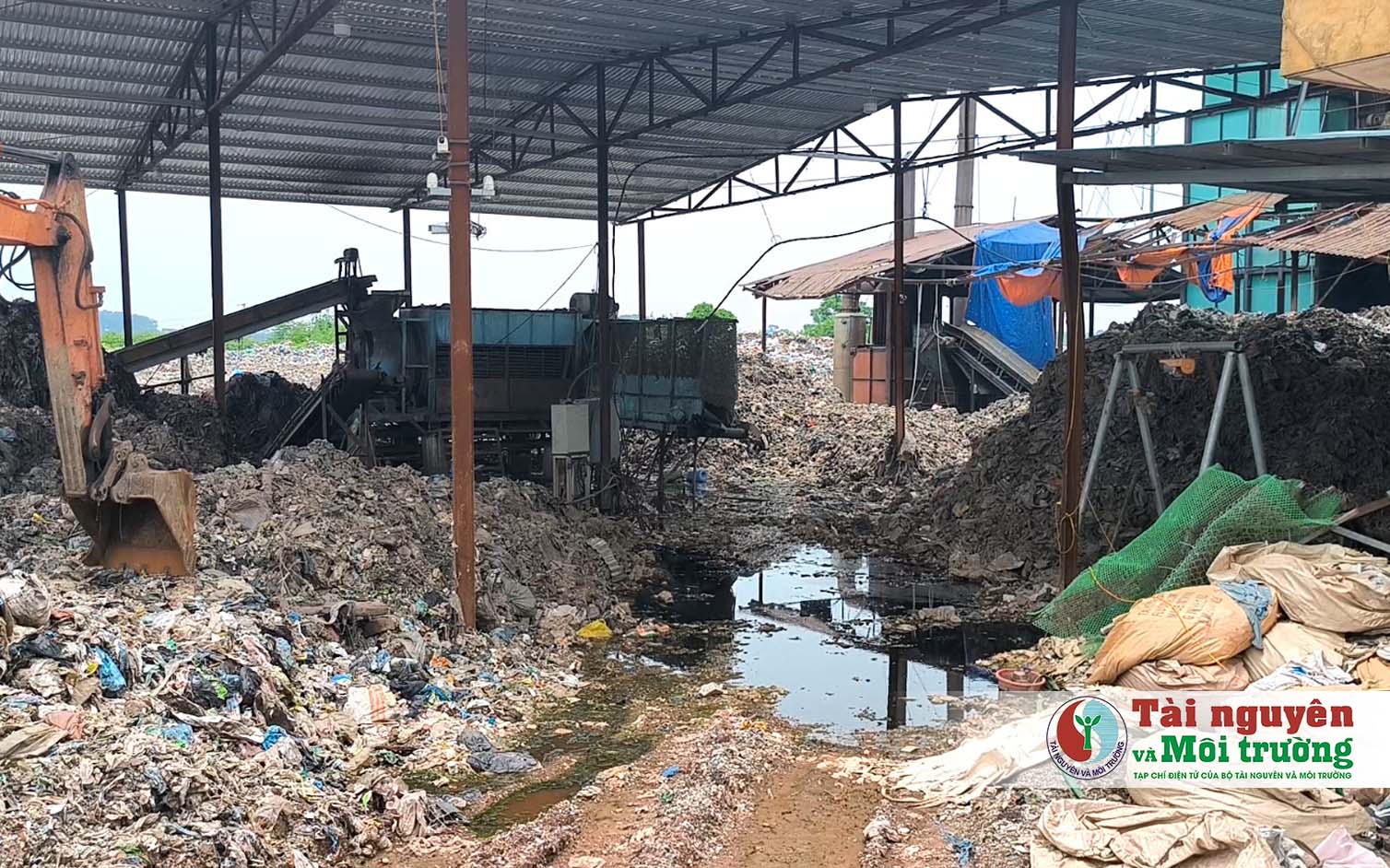 Bắc Giang: Lò đốt rác ‘hun khói’ người dân thị trấn Vôi