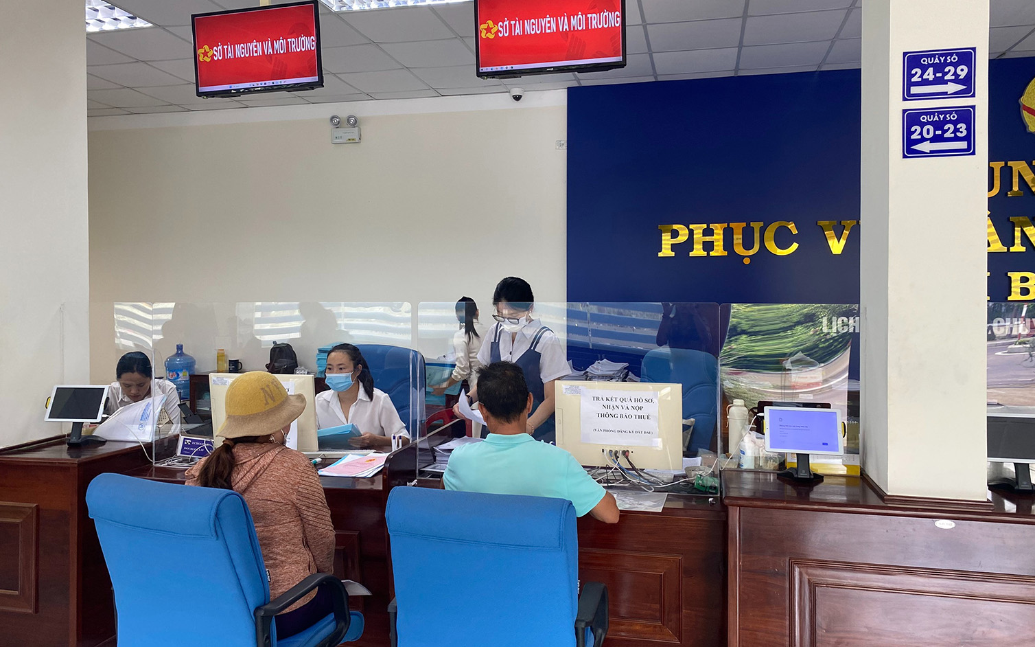 Đẩy mạnh cải cách hành chính trong lĩnh vực đất đai theo hướng minh bạch và đơn giản hóa