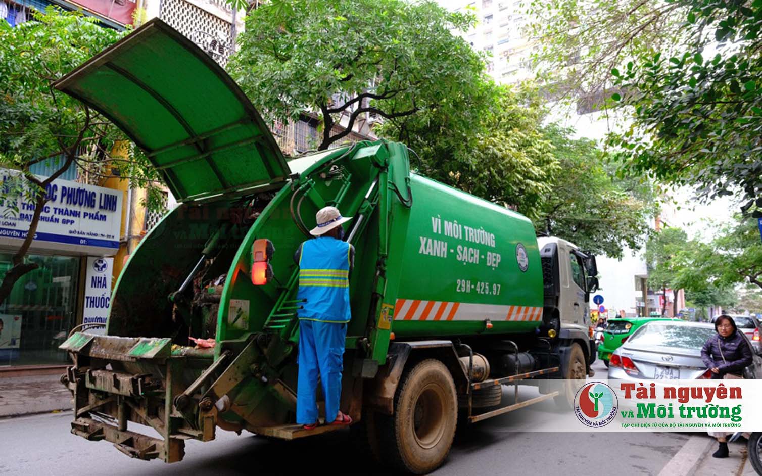 Tăng cường đảm bảo vệ sinh môi trường trong công tác thu gom, vận chuyển rác thải trên địa bàn Thành phố.