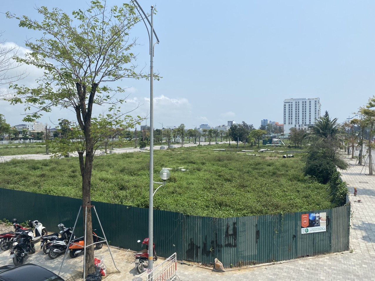 Thanh Hóa: Hơn 67 nghìn m2 “đất vàng” bỏ hoang giữa trung tâm thành phố du lịch sầm uất nhất xứ Thanh.