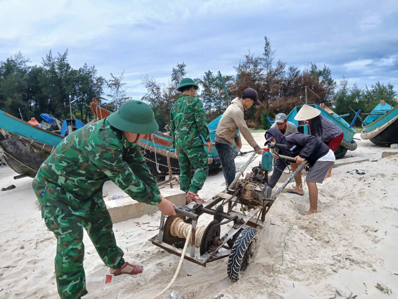 Quảng Trị: Các ngành tập trung cao độ chống bão số 5