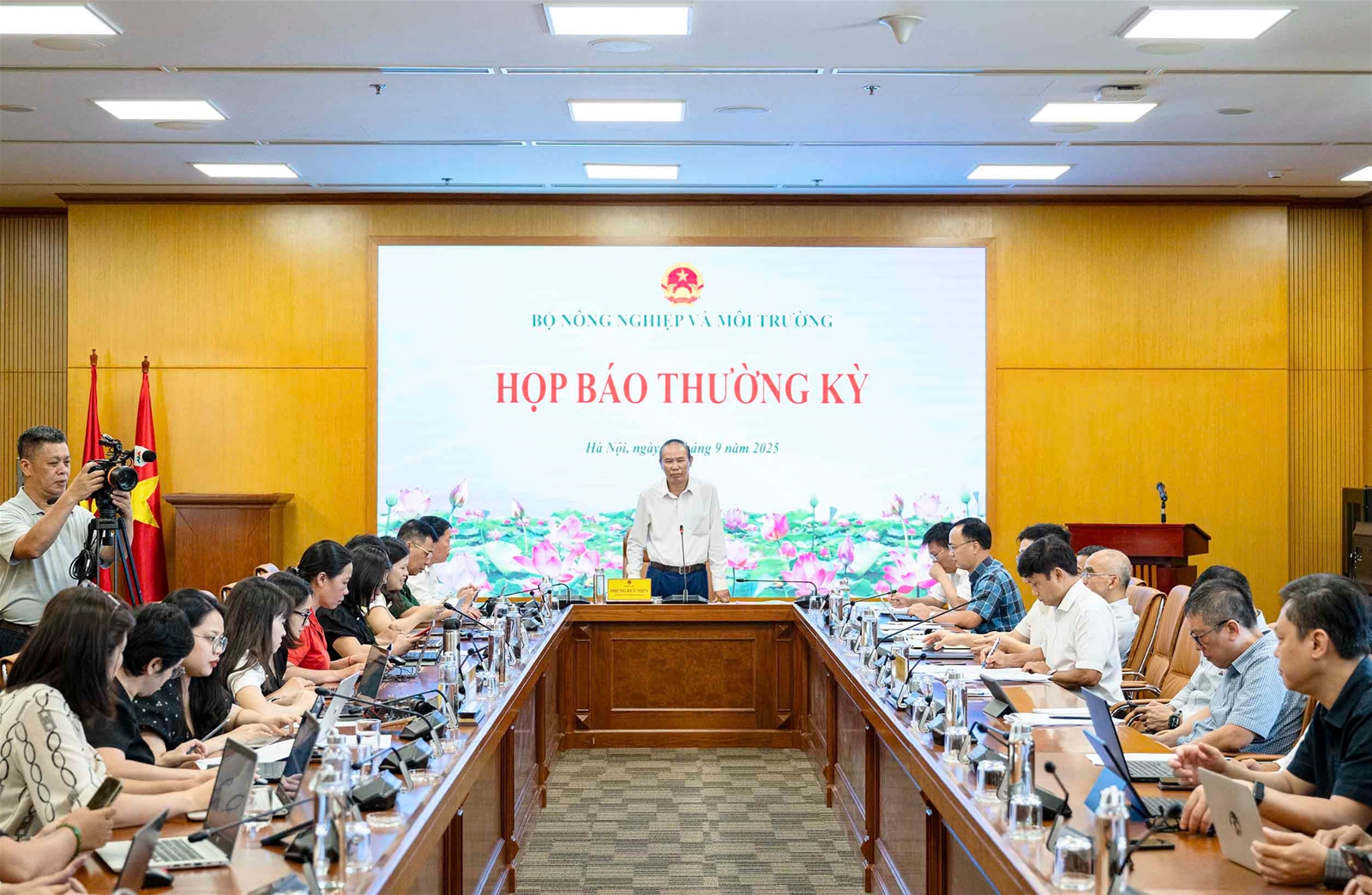 Tổng kim ngạch xuất khẩu nông lâm thủy sản 8 tháng đầu năm tăng 12%