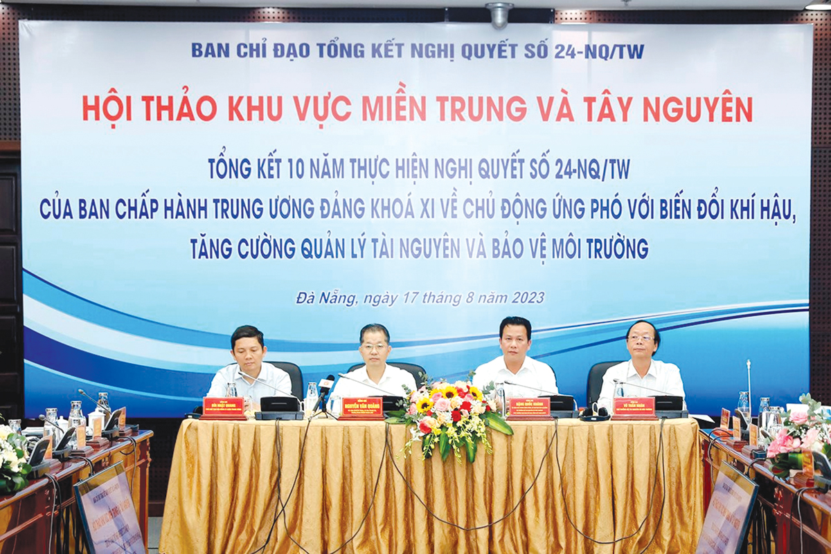 Đề xuất một số nhiệm vụ, giải pháp ứng phó biến đổi khí hậu, quản lý tài nguyên, bảo vệ môi trường