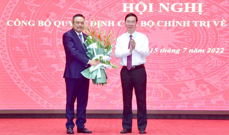 Giới thiệu ông Trần Sỹ Thanh để bầu giữ chức Chủ tịch UBND TP. Hà Nội
