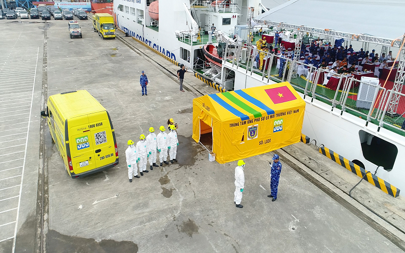 Diễn tập thực binh ứng cứu sự cố tràn dầu và tìm kiếm cứu nạn tại Hải Phòng