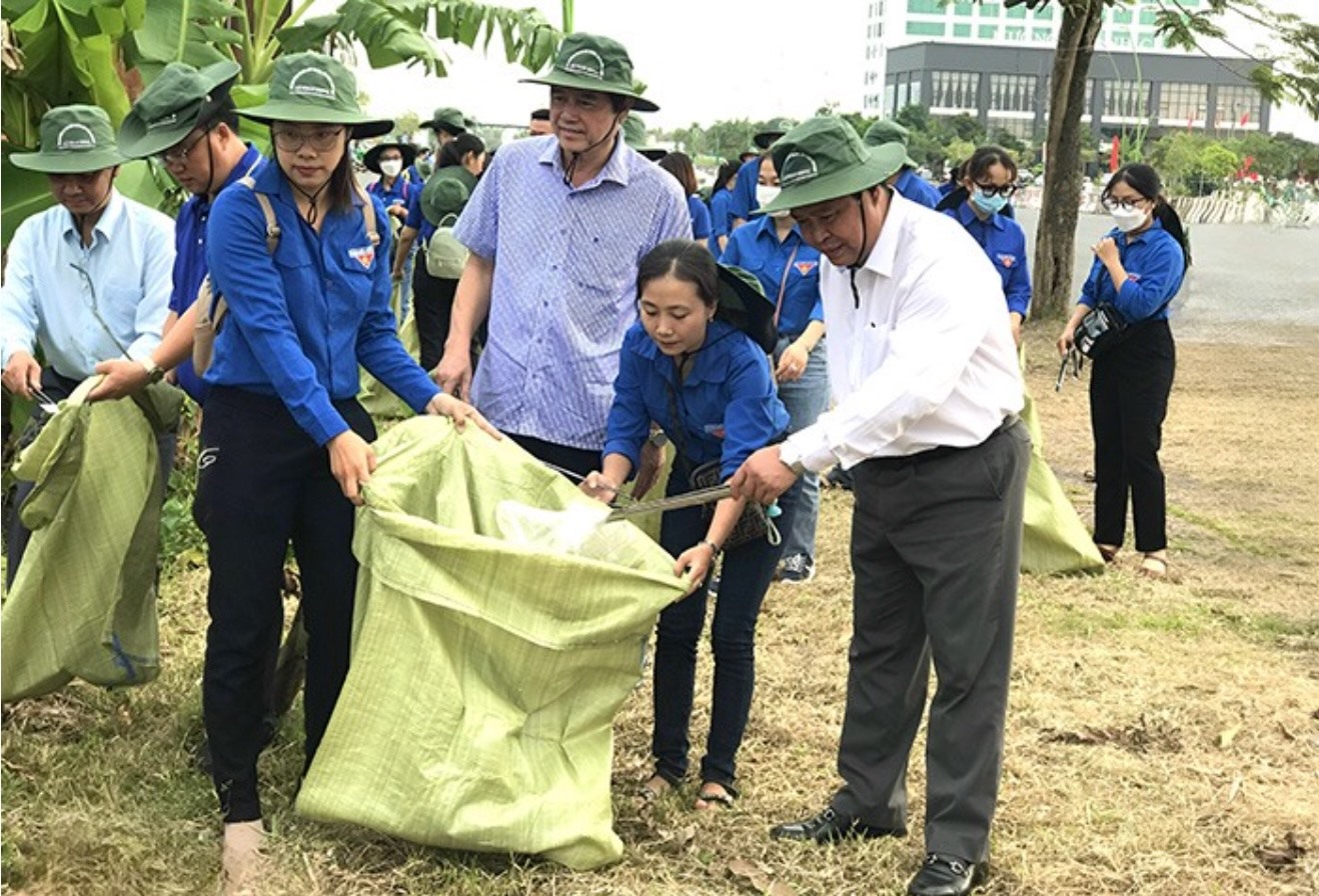 Nhà máy xử lý rác đóng cửa, Cà Mau phát động tổng vệ sinh môi trường