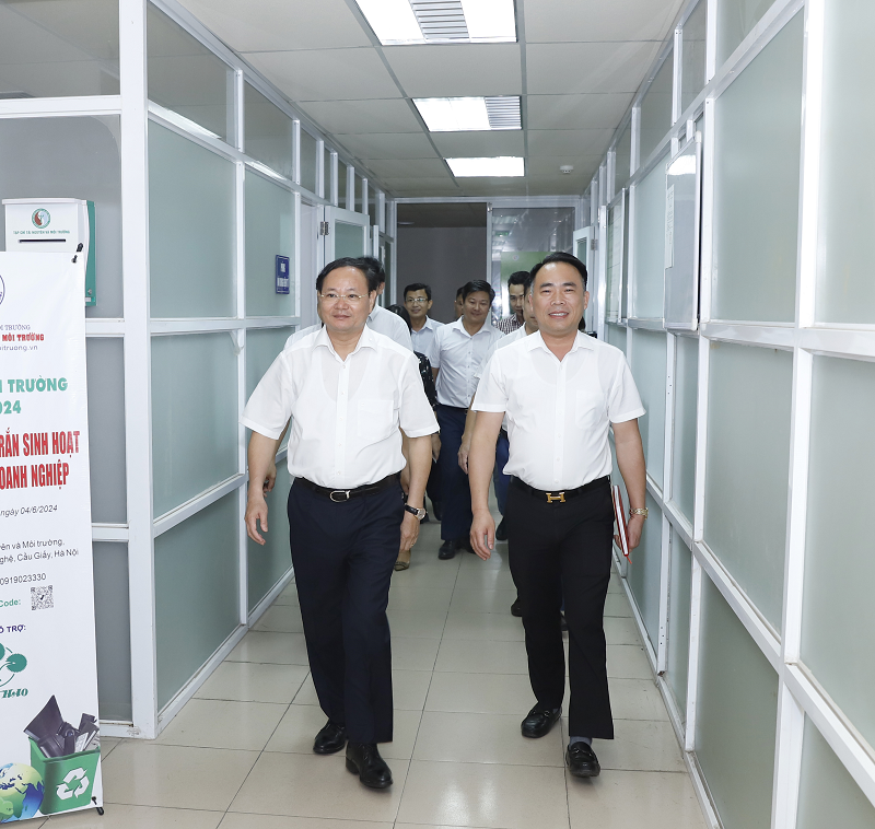 Thứ trưởng Bộ TN&MT Lê Minh Ngân thăm và làm việc với cơ quan truyền thông của Bộ TN&MT