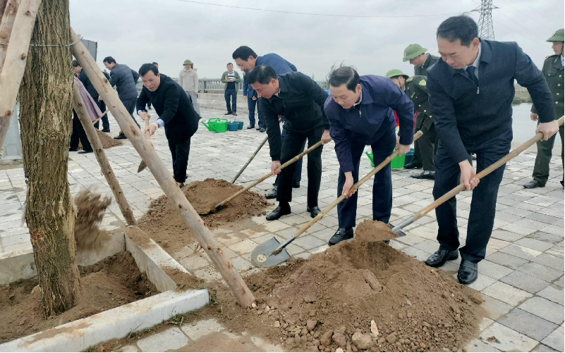 Thanh Hóa: Phát động Tết trồng cây Xuân Quý Mão 2023