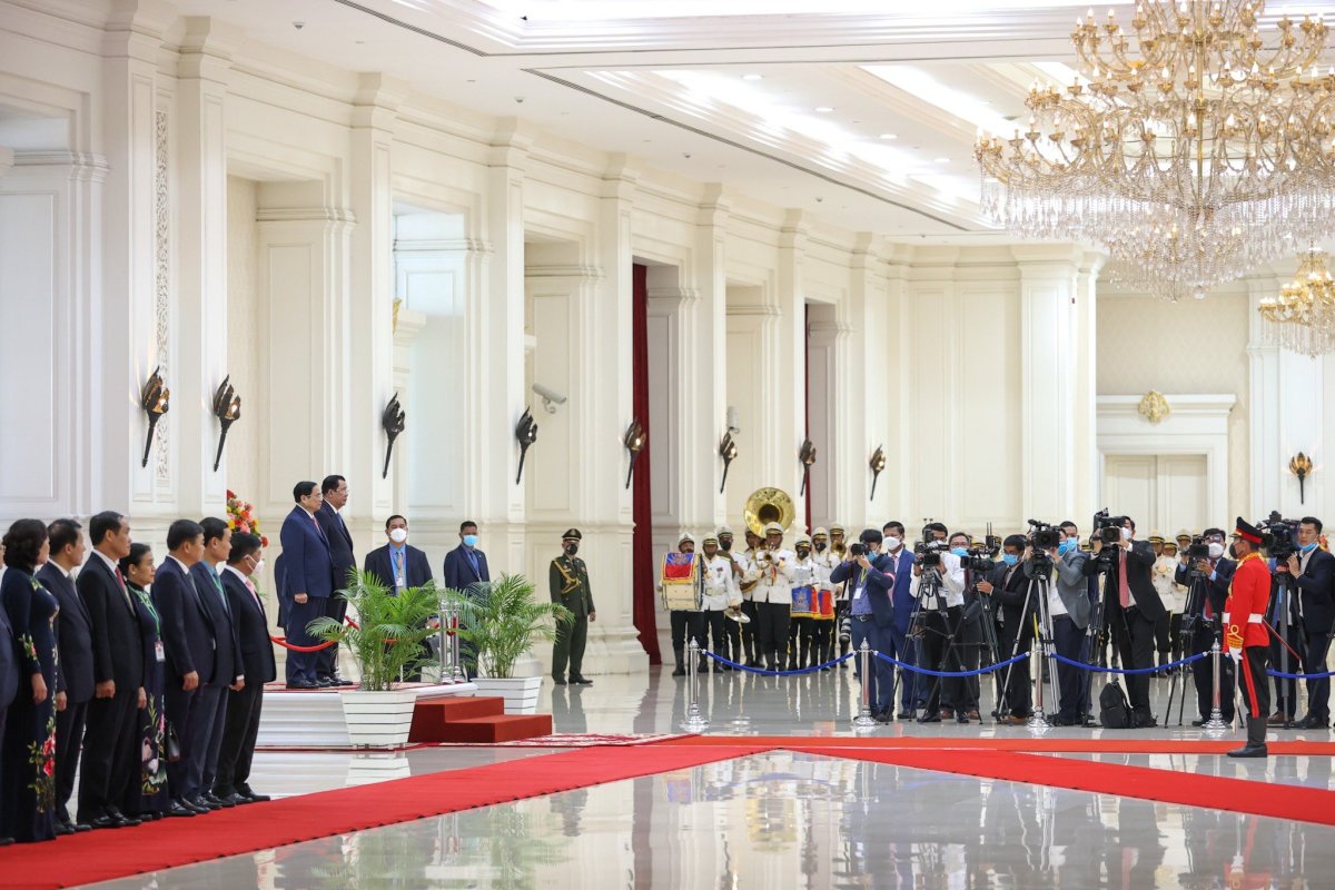 Lễ đón Thủ tướng Phạm Minh Chính tại Campuchia