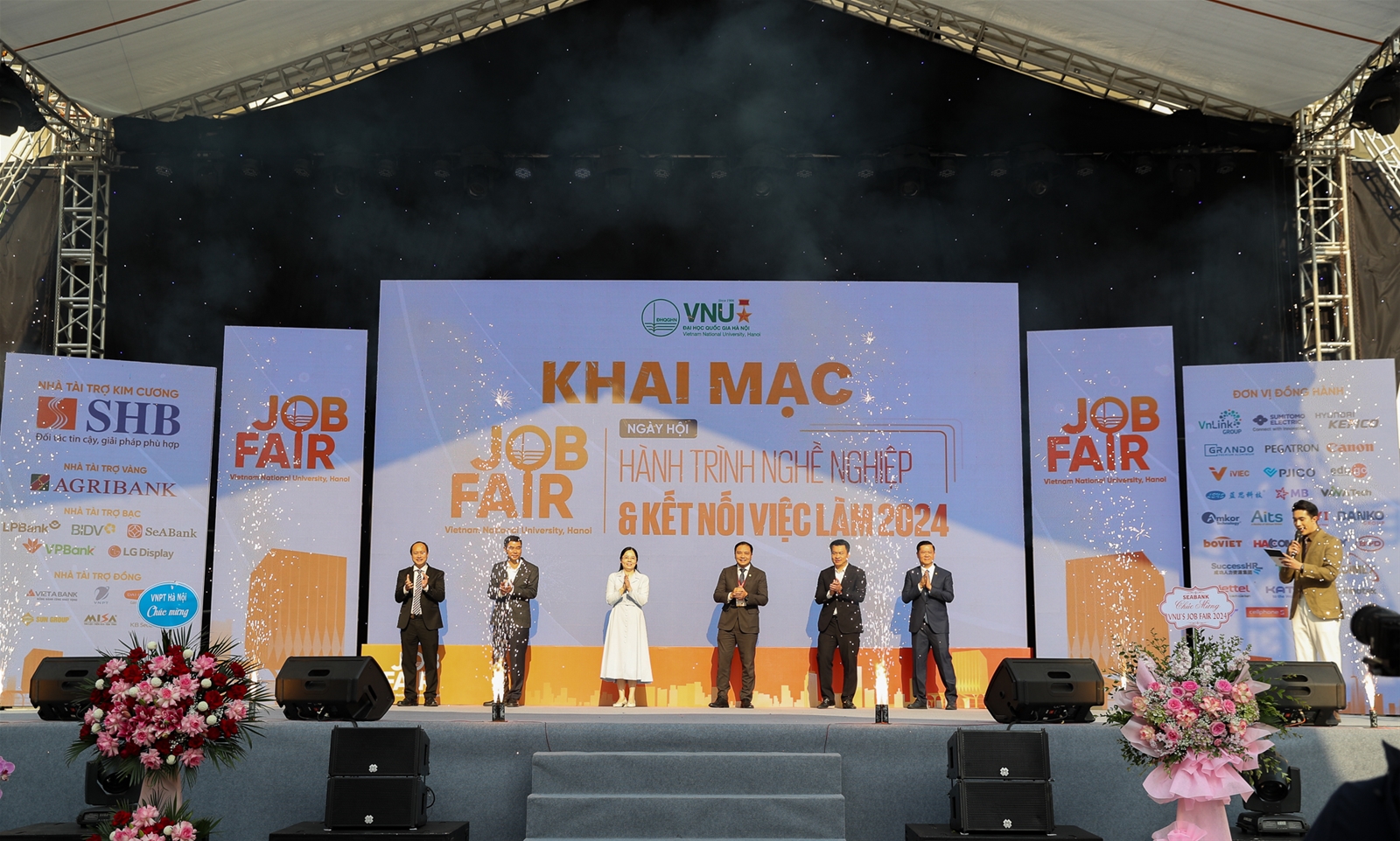 Đại học Quốc gia Hà Nội tổ chức Ngày hội “Hành trình nghề nghiệp và Kết nối việc làm” năm 2024